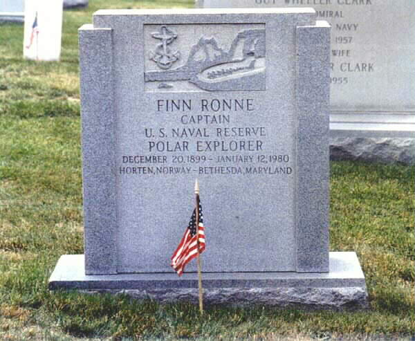 Finn Ronne Gravesite PHOTO
